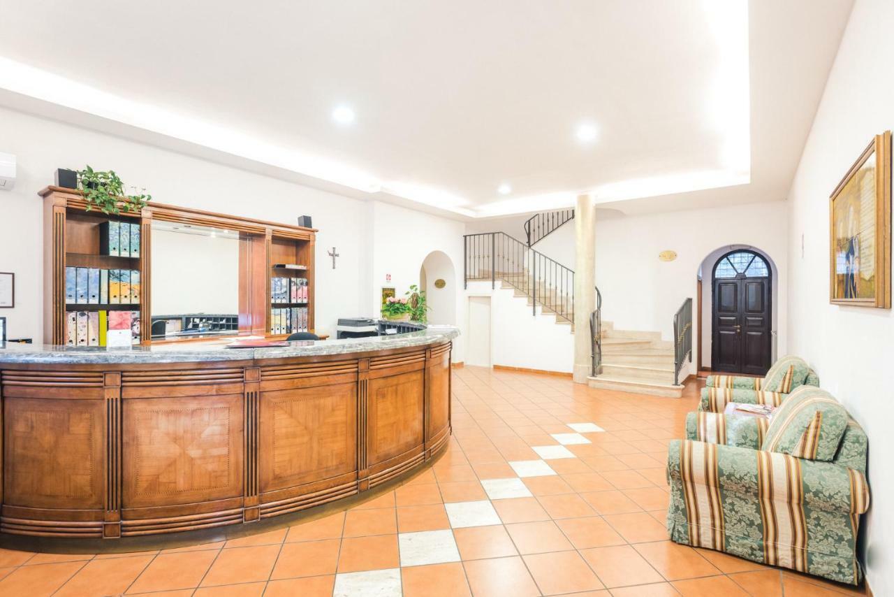Hotel San Bernardo Roma